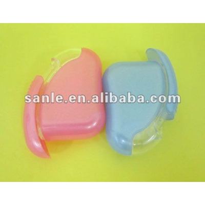 Chewing gum containers for outdoor