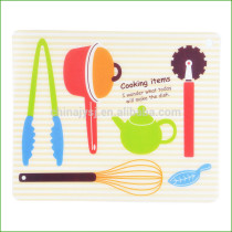 Customized eco-friendly polypropylene cutting mat, Non-toxic chopping board made of PP plastic which made in OEM factory
