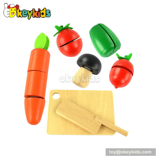 Pretend play children cutting wooden toy vegetable W10B169