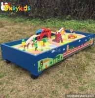Top fashion 70 pieces children wooden train table W04C037