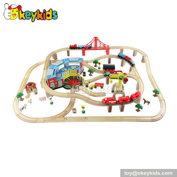 Wholesale 100 pieces kids toy wooden model trains W04C042