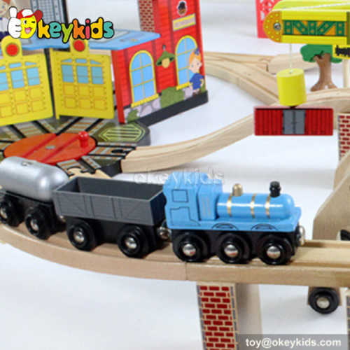 Wholesale 100 pieces children toy wooden track racer train set W04C044