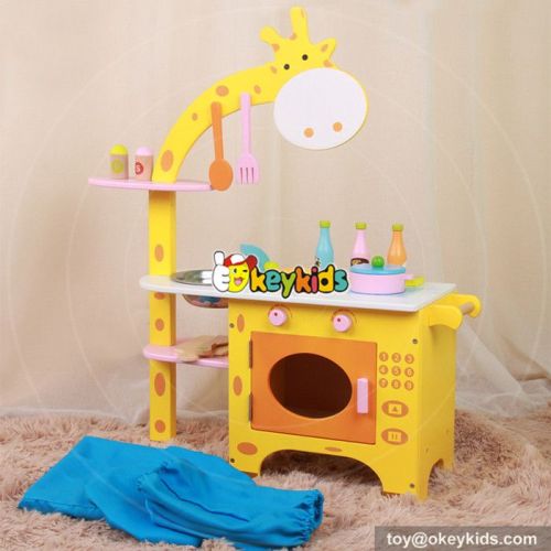 New design giraffe pretend play toy wooden kids toy kitchen for sale W10C234