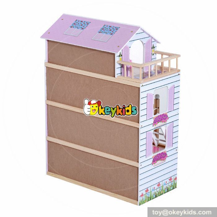 miniature dollhouse