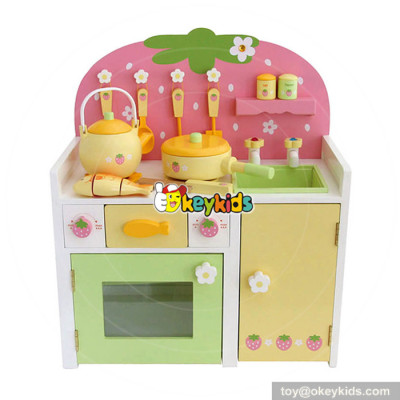 Toddler & Kids' lifestyle wooden kitchen play set with accessories W10C245