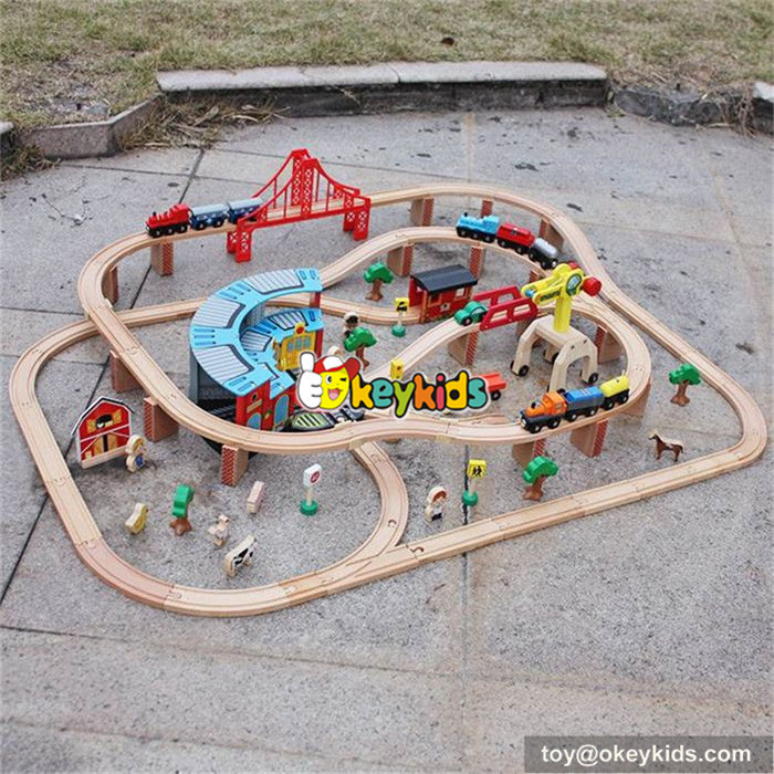 kids wooden train tracks