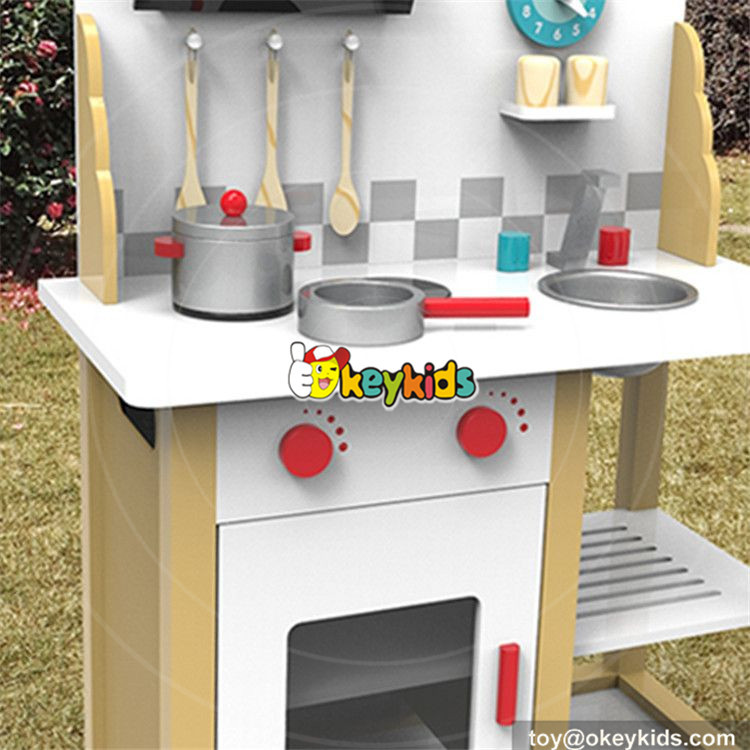 toy play kitchen