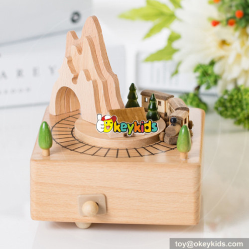 Wholesale cheap cartoon toys children's wooden mini music box W07B051