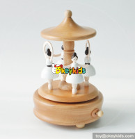 Wholesale hottest sale girls toys wooden dancing music box W07B056