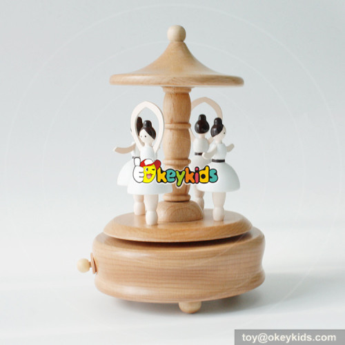 Wholesale hottest sale girls toys wooden dancing music box W07B056
