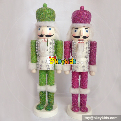 wholesale new europe style wooden nutcracker figurines for children W02A070