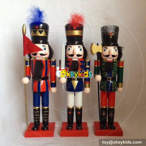 Wholesale beautiful wooden santa claus nutcracker toy as holiday gift W02A080