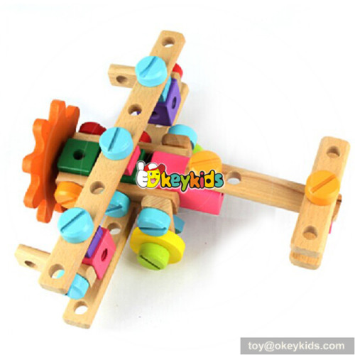 Wholesale creative style wooden kids screw nut combination toy W03C013