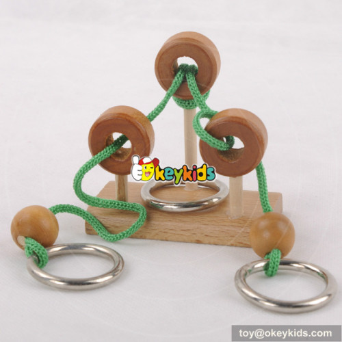 Wholesale high quality wooden rope puzzle game toy for children W11C023