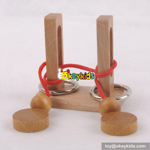 Wholesale high quality wooden rope puzzle game toy for children W11C023