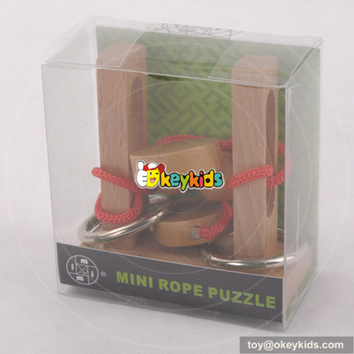 Wholesale high quality wooden rope puzzle game toy for children W11C023