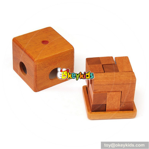 Wholesale hot sale intellectual development wooden unlocked toy for children W11C030