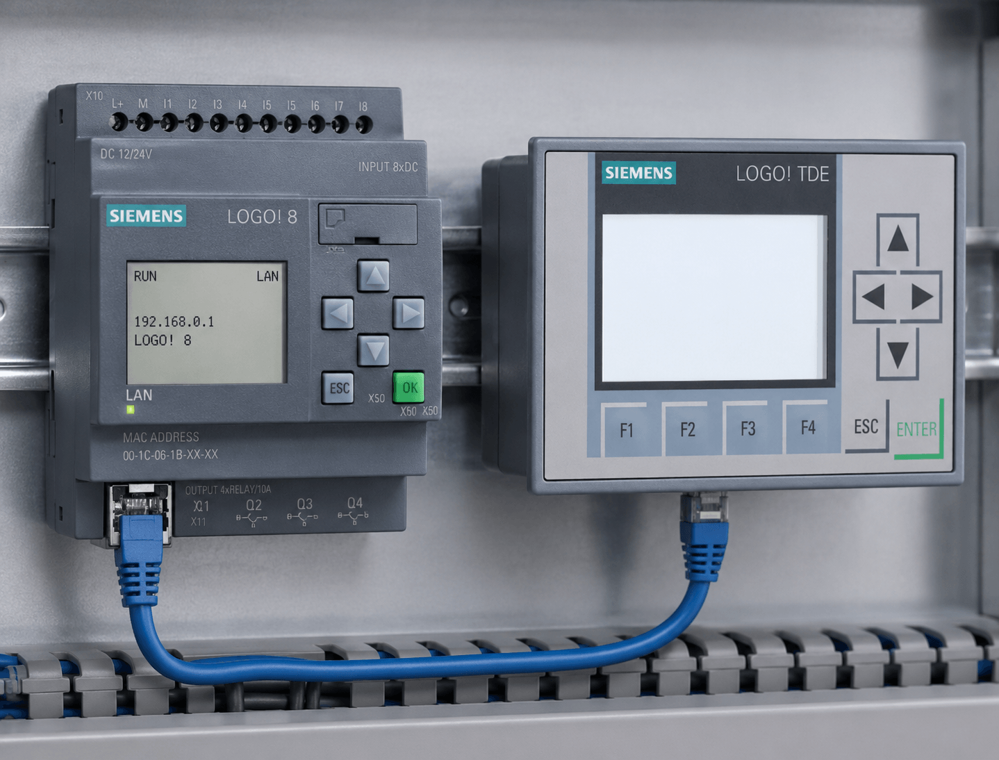 Siemens LOGO! TDE Display connected via Ethernet to LOGO! 8 base module