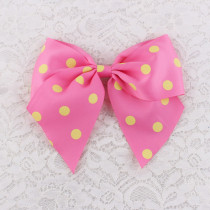 Handmade grosgrain pink dot ribbon bow hair clip for girl