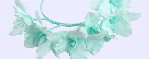 you will love this ice green crown flower,it's really worthy match for you