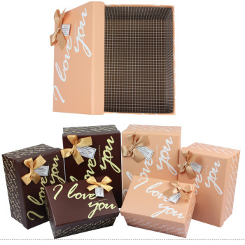 2017 custom logo printed paper box with bow/Rectangular gift box/dot box/lid and base box in EECA China