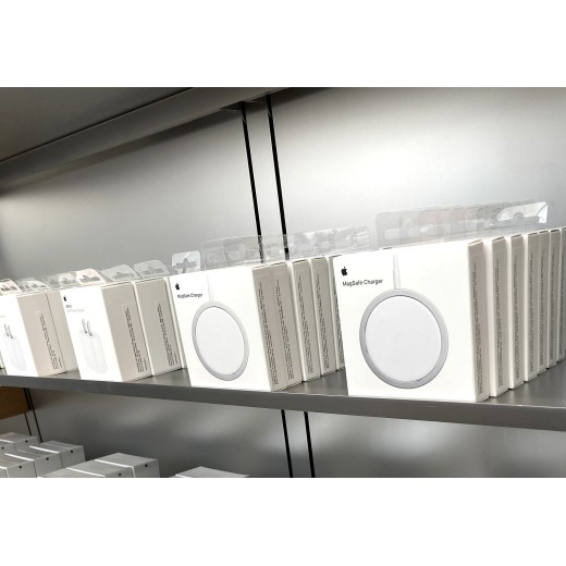 How MagSafe Magnetic Charging Works