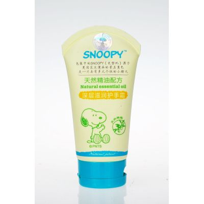 Snoopy Natural Essential Oil Deeply moisturize hand cream