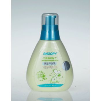 Snoopy Natural Essential Oil Moisturizing Balancing Lotion