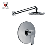 Single-handle wall mounted bath shower mixer taps in chrome
