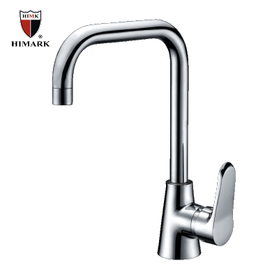 Single handle kitchen sink faucets in chrome finish
