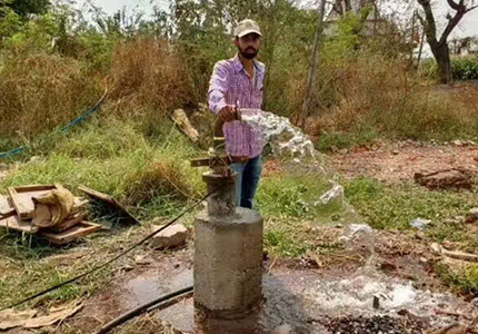 Asia Thai | Submersible Pumping System 4 Inch Solar Pump With Plastic Impeller