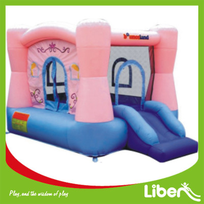 Wholesale Castle Inflatable Bouncer with Inflatable Slide inside