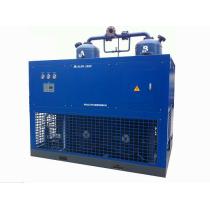 Air cooling refrigerated and desiccant combining air dryer for air compressor