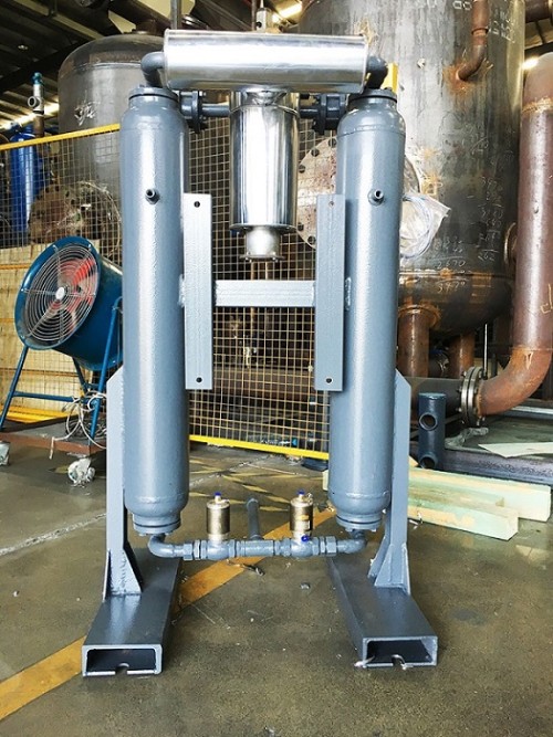 Regenerative air dryer for Vatican distributors