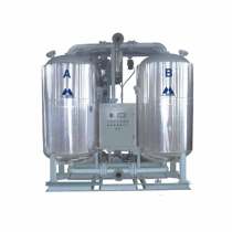 Blower heat zero air loss desiccant air dryer with low pressure dew point