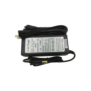 Universal AC 100V~240V 3A 12.6v li-ion battery charger made in Guangdong