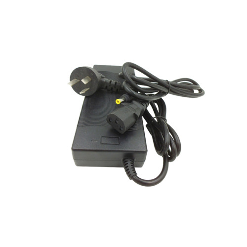 100v-240v dc 8.4v 10a li-ion battery rohs charger made in Guangdong