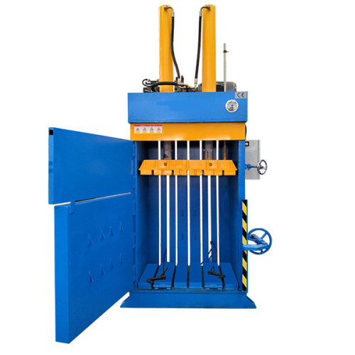 Medium-sized vertical double-cylinder balers for baling press paper, cardboard and film