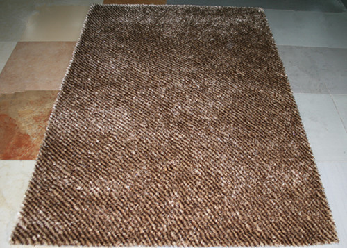 Home Style Soft Material Polyester Plain Carpets and Rugs