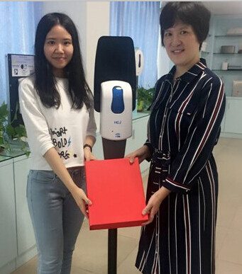 Người chiến thắng lắp ráp giá đỡ sàn nhanh nhất