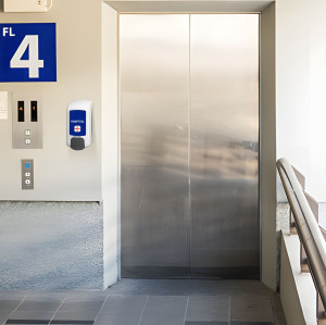 Distributore di sapone spray detergente per sedili WC Smarlean Commercial H7