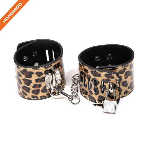 Printing Pattern Sexy Garter Imitation Leather Handcuffs