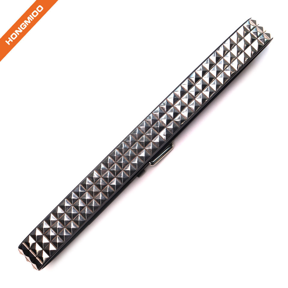 Hongmioo Rivet Pyramid Style PU Pin Buckle Belt detail
