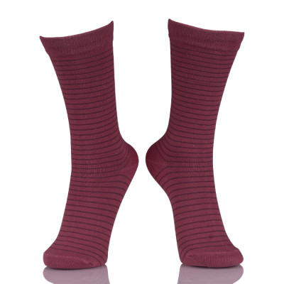 Wholesale Red Tube Women Socks Striped