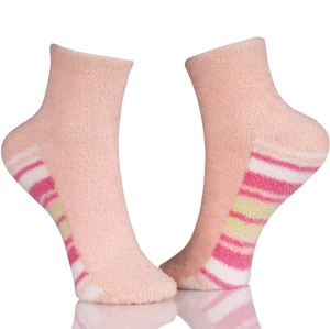 Wholesale Custom Sweat-Absorbent Warm Crew Socks