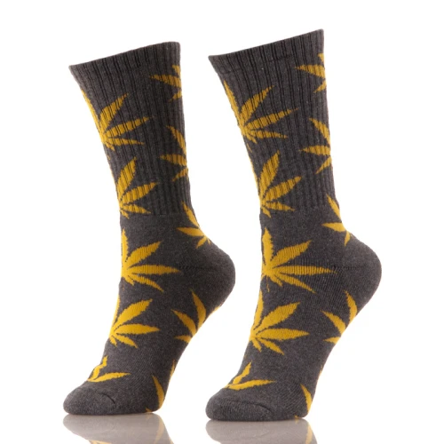 100% Cotton For Men Wholesale Breathable Sports Socks Stock Lot