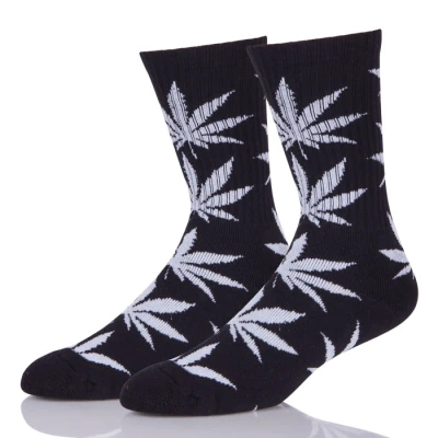 Boys Wearing Crew Cheap Hemp Weed Leaf Socks for Man