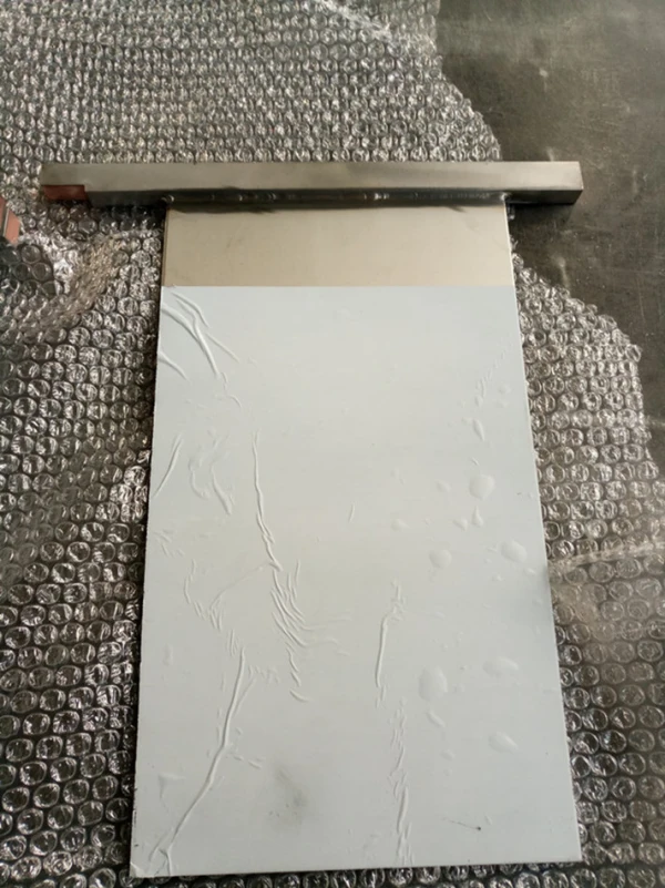 Sample：Titanium Cathodes