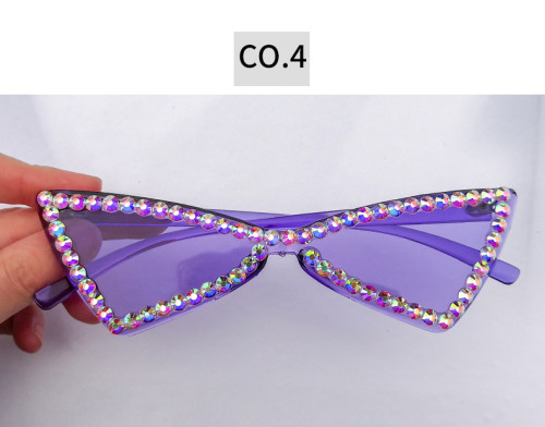 Wholesale 2020 Fashion Womens Triangle Luxury Shades Bling Diamonds Crystal Sunglasses