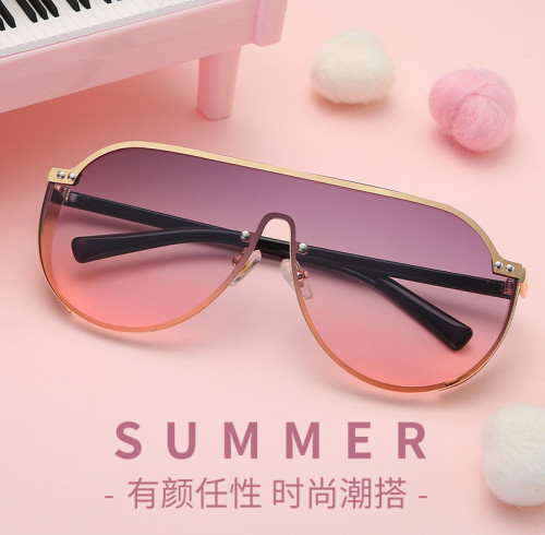 2024 New Fashion Luxury Women Rhinestone Flat Top UV400 Oversized Shield Style Sunglasses